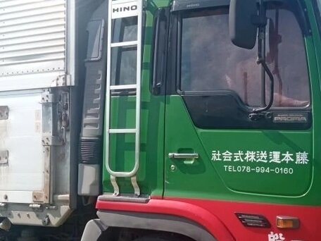 2000 Hino Profia, зелёный, 1400000 рублей, вид 2