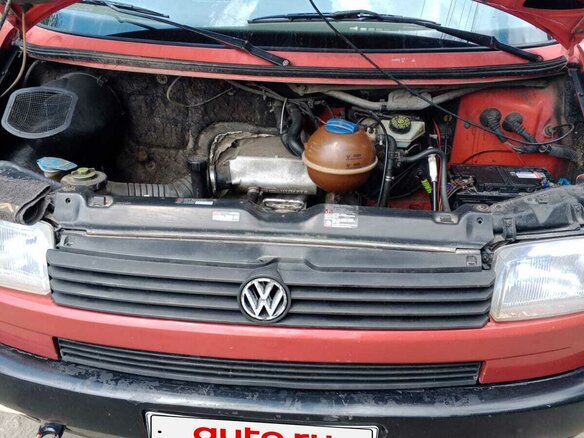 1996 Volkswagen Transporter, красный, 450000 рублей - вид 1