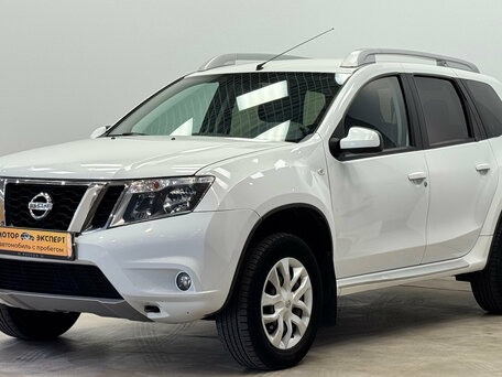 Nissan Terrano III (D10)