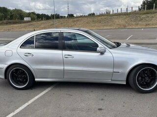2002 Mercedes-Benz E-Класс 320 III (W211, S211), серебристый, 800000 рублей, вид 3