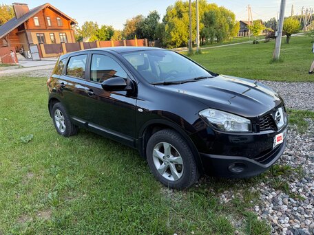 2013 Nissan Qashqai I Рестайлинг, чёрный, 1050000 рублей, вид 2