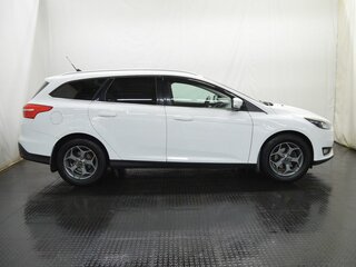 2018 Ford Focus III Рестайлинг, белый, 1248000 рублей, вид 4