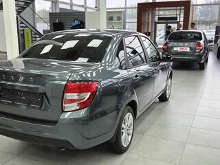 2026 Lada (ВАЗ) Granta I Рестайлинг, серый, 1114000 рублей, вид 4