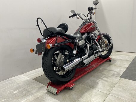 2012 Harley-Davidson Street Bob, красный, 649000 рублей, вид 5