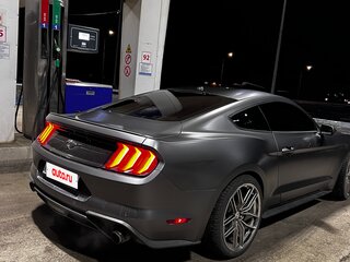 2018 Ford Mustang VI Рестайлинг, серый, 2300000 рублей, вид 5