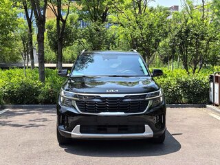 2023 Kia Seltos I Рестайлинг, чёрный, 1850000 рублей, вид 2