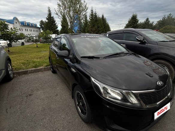 2014 Kia Rio III, чёрный - вид 2