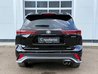2021 Toyota Crown Kluger, чёрный, 5273000 рублей, вид 4