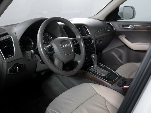 2010 Audi Q5 I (8R), белый, 1690000 рублей - вид 13