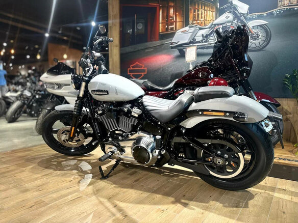 2025 Harley-Davidson Street Bob, серый, 2290000 рублей - вид 12