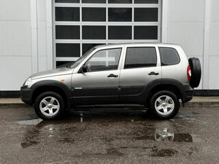 2010 Chevrolet Niva I Рестайлинг, серый, 382000 рублей, вид 2