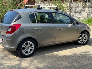 2013 Opel Corsa D Рестайлинг II, серебристый, 590000 рублей, вид 2
