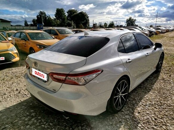2019 Toyota Camry VIII (XV70), белый, 2049720 рублей - вид 11