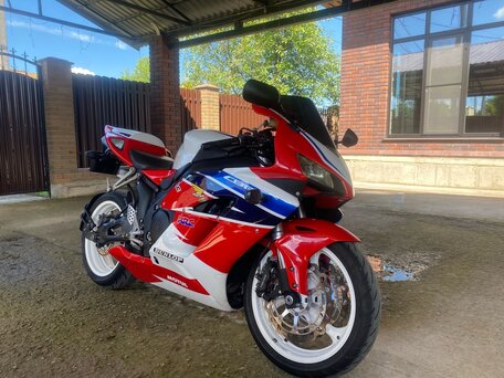 2004 Honda CBR 1000 RR/RA Fireblade, красный, 500000 рублей, вид 1