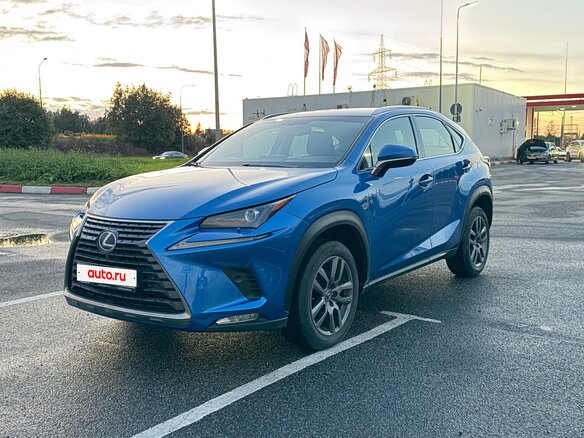 2018 Lexus NX 200 I Рестайлинг, синий, 2395000 рублей