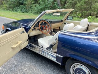 1987 Mercedes-Benz SL-Класс 500 III (R107, C107), синий, 5000000 рублей, вид 5