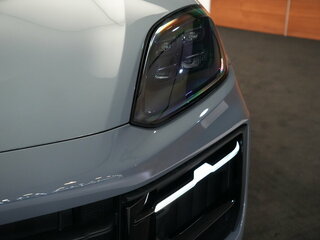 2025 Porsche Cayenne GTS Coupé III Рестайлинг, серый, 24770000 рублей, вид 4