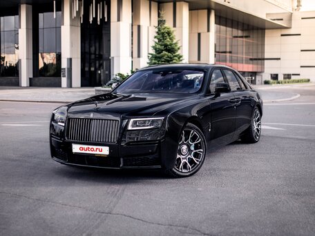 2022 Rolls-Royce Ghost Black Badge II (Series I), чёрный, 32490000 рублей, вид 1