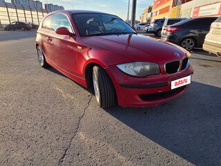 2008 BMW 1 серии 116i I (E81/E82/E87/E88) Рестайлинг, красный, 515000 рублей, вид 2