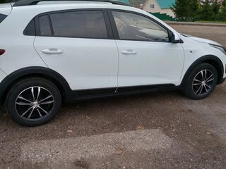 2020 Kia Rio X-Line IV, белый, 1599999 рублей, вид 2
