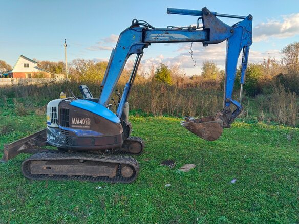 2002 Mitsubishi MM40SR-3, синий, 1410000 рублей - вид 6