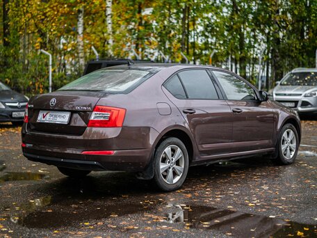 2015 Skoda Octavia III (A7), коричневый, 1599000 рублей, вид 2