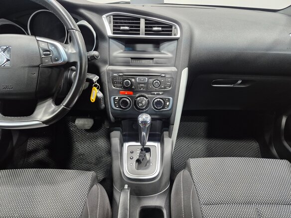 2013 Citroen DS4, белый, 890000 рублей - вид 14