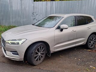 2019 Volvo XC60 II, бежевый, 3900000 рублей, вид 1