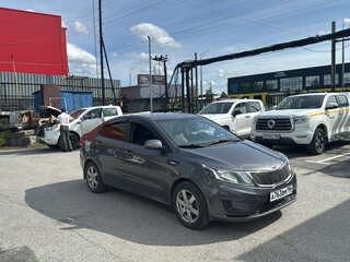 2013 Kia Rio III, серый, 726000 рублей, вид 3
