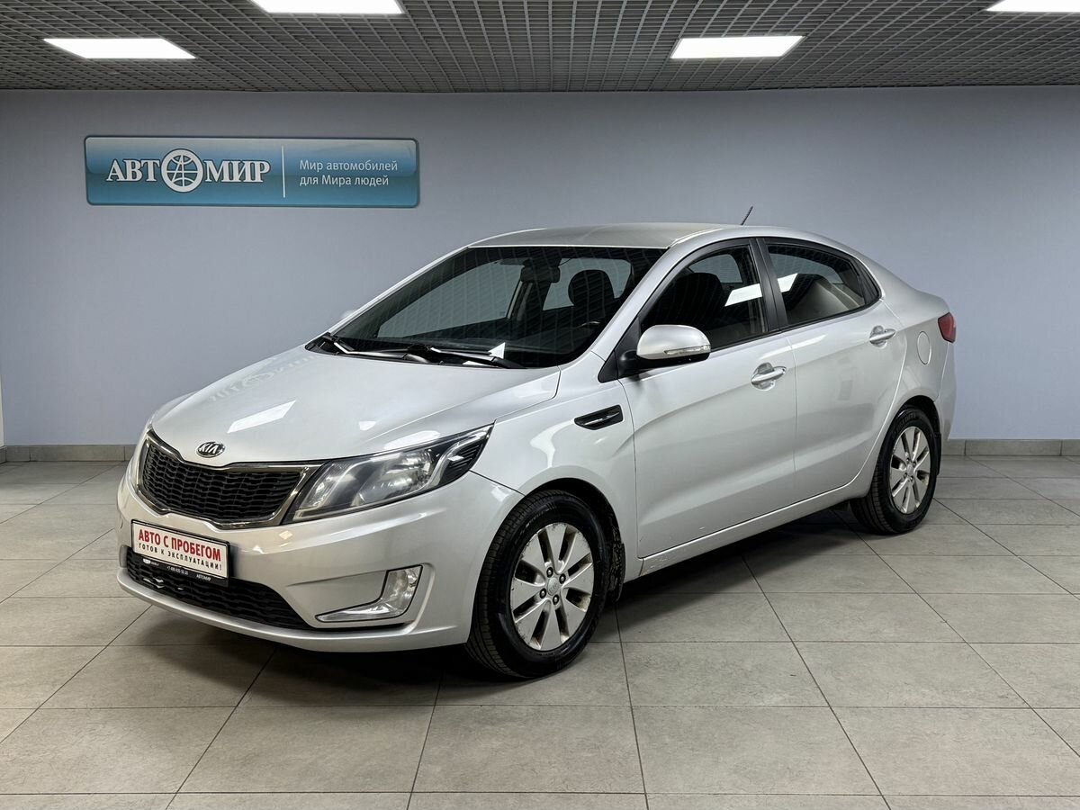 Открыть фотографии: Kia Rio III
