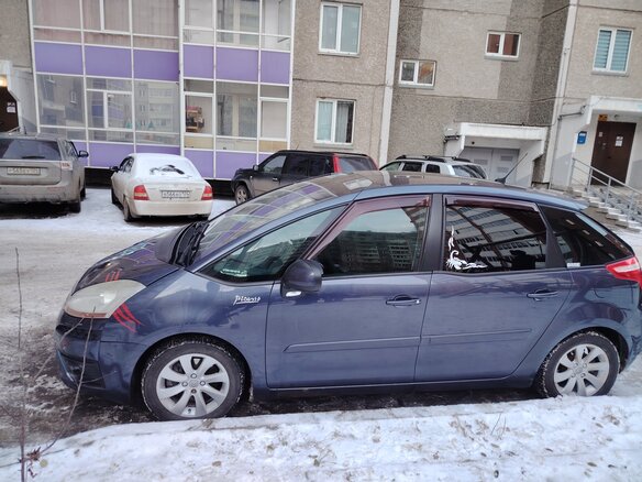 2008 Citroen C4 Picasso Grand I, фиолетовый, 640000 рублей - вид 4