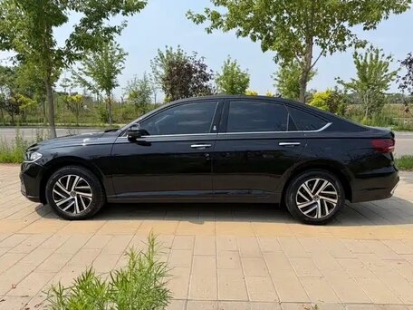 2023 Volkswagen Lavida III Рестайлинг, чёрный, 1590000 рублей, вид 4