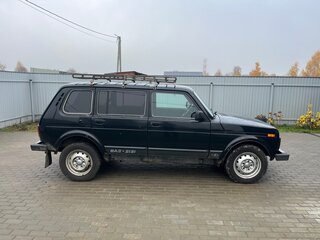 2015 Lada (ВАЗ) 2131 (4x4) 213105 I, чёрный, 400000 рублей, вид 4
