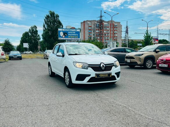 2021 Renault Logan II Рестайлинг, белый - вид 4