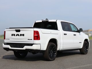 2025 Ram 1500 Crew Cab V Рестайлинг, белый, 11490000 рублей, вид 2