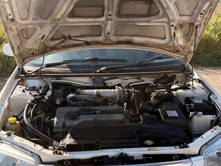 2000 Mazda Familia VIII (BJ), белый, 255000 рублей, вид 3