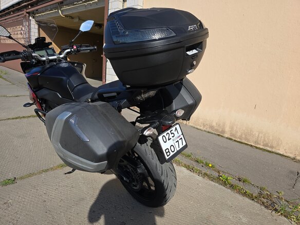 2020 Yamaha MT-09 Tracer (FJ-09), серый, 980000 рублей - вид 14