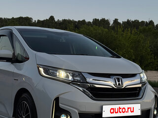 2016 Honda Freed+ II, белый, 1600000 рублей, вид 2