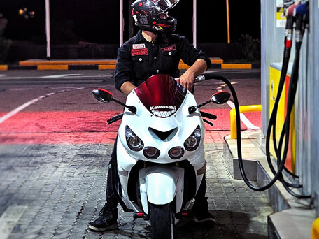 2006 Kawasaki ZZR 1400, белый, 700000 рублей, вид 1