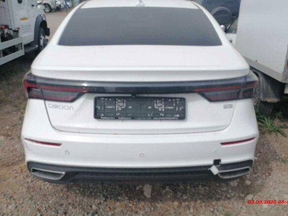 2023 Omoda S5, белый, 690540 рублей - вид 4
