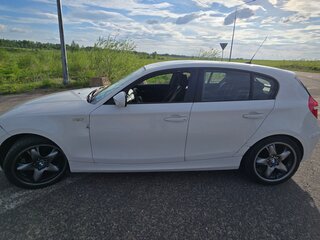 2011 BMW 1 серии 116i I (E81/E82/E87/E88) Рестайлинг, белый, 890000 рублей, вид 4