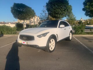 2010 Infiniti FX37 II (S51), белый, 1500000 рублей, вид 1