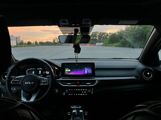 2024 Kia K3 II (China Market) Рестайлинг, белый, 2200000 рублей, вид 5