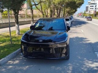 2025 Toyota bZ3X 50 kWh, чёрный, 2845000 рублей, вид 1