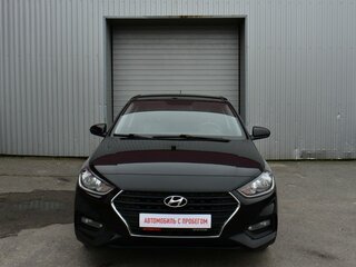 2017 Hyundai Solaris II, чёрный, 949000 рублей, вид 2