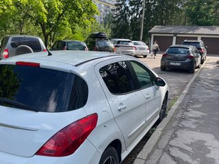 2012 Peugeot 308 I Рестайлинг, белый, 585000 рублей, вид 3
