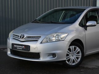 Toyota Auris I Рестайлинг