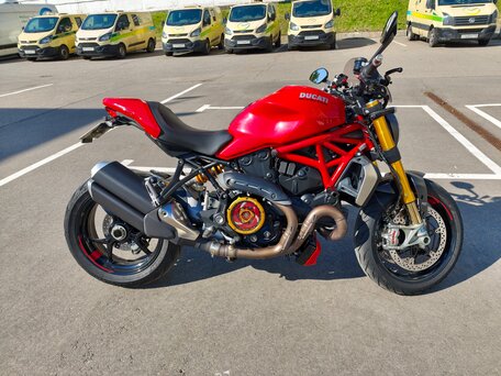 2019 Ducati Monster 1200, красный, 1290000 рублей, вид 2
