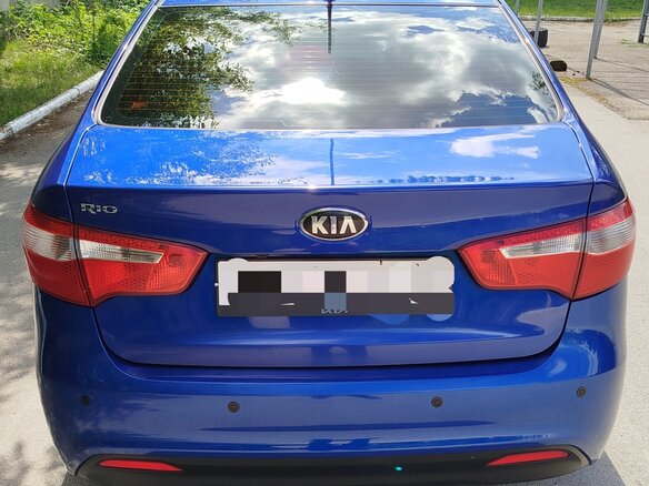 2014 Kia Rio 5-speed III, синий, 970000 рублей - вид 2