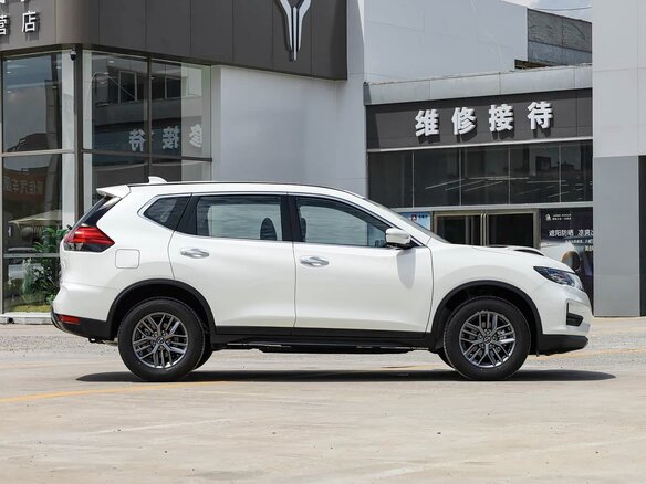 2026 Nissan X-Trail III Рестайлинг 2, белый, 2650000 рублей - вид 3
